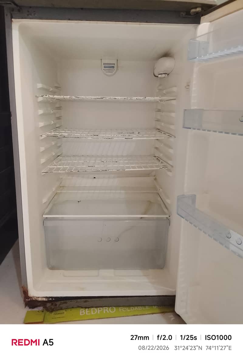 refrigerator 3