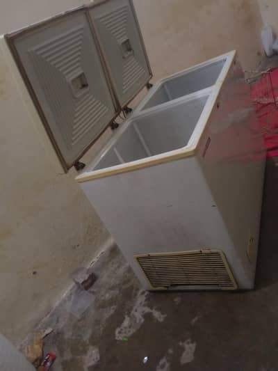 varioline intercooc freezer urgent sell