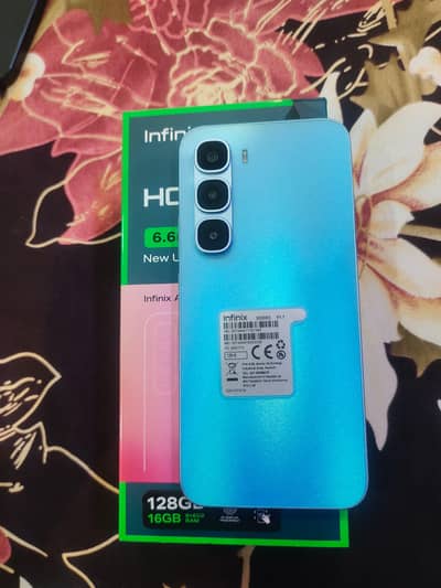 Infinix Hot 60 Pro 10 by 10    4.5 months warranty