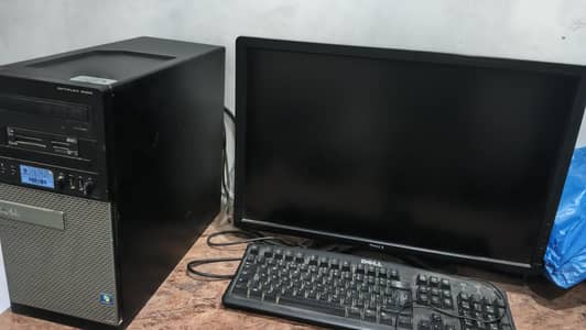 Dell  i5 4th generation.  500 Hd   8 ram office online work ke liye 