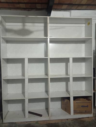 wardrobe/cabinet/Rack
