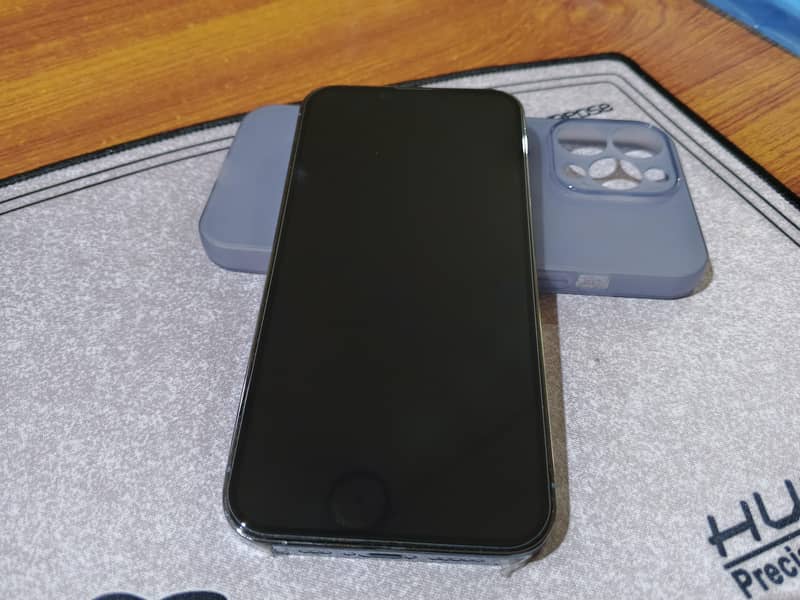 Apple iPhone 13 Pro 5
