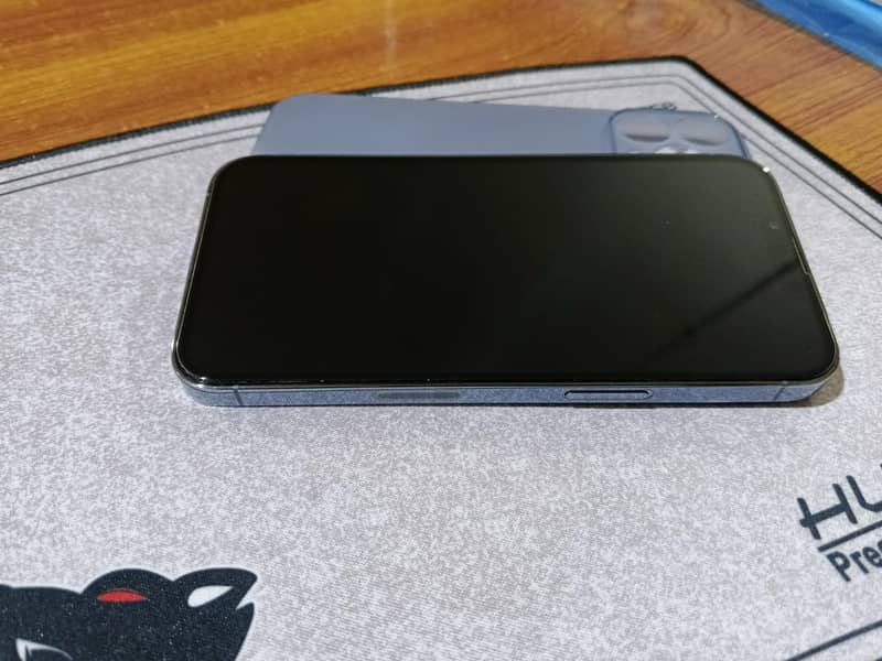Apple iPhone 13 Pro 6