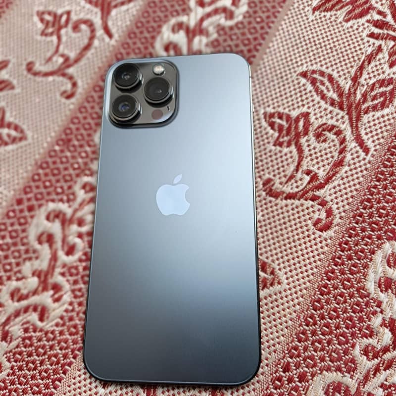 Apple iPhone 13 Pro Max 6
