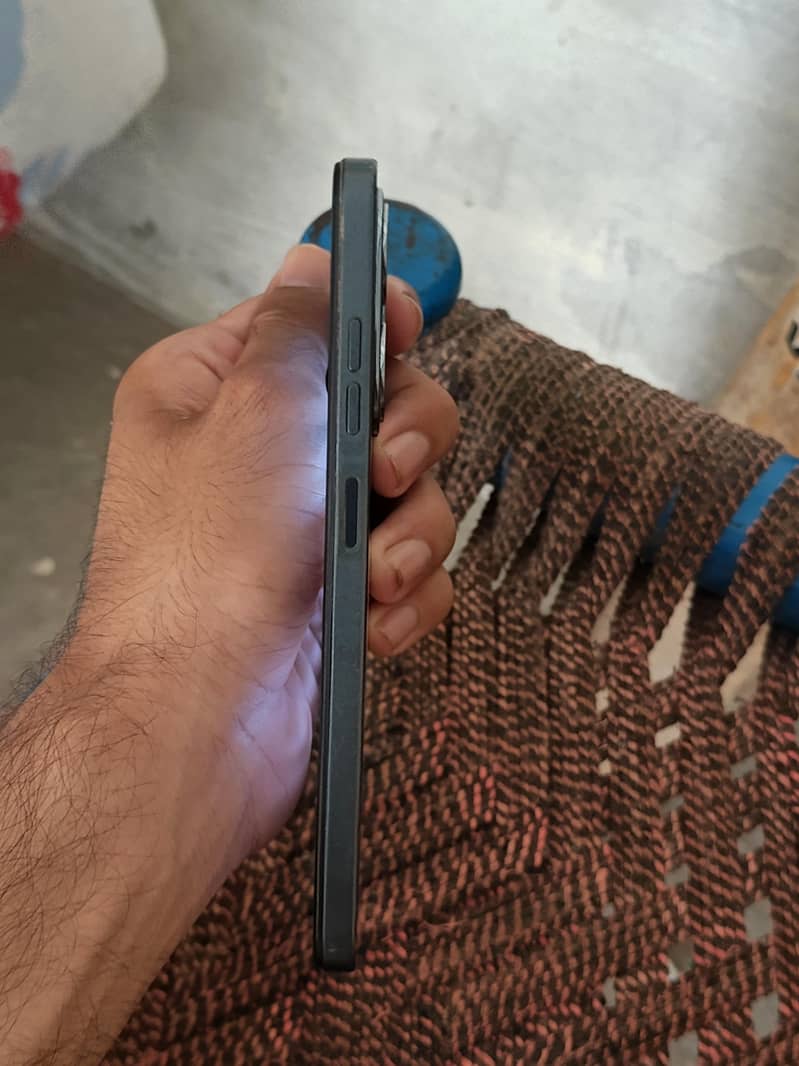 Tecno Spark 20 3