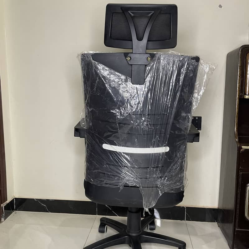 K-Shape Workstation Table 6