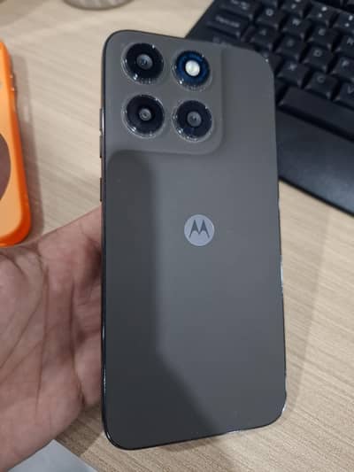 Motorola g77