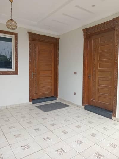G-13 House For Sale Size 30x60 Ideal Location Owner Own Build Home Very Solid Build Structure