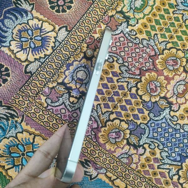 Apple iPhone 14 Pro Max 128GB – White – 91% Battery Health 1