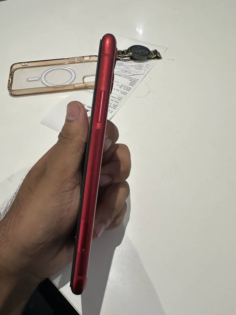 Apple iPhone 11 3