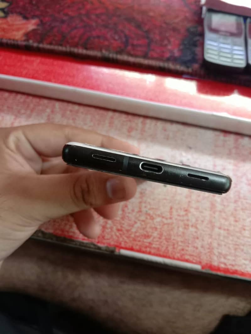 Google Pixel 6a 5