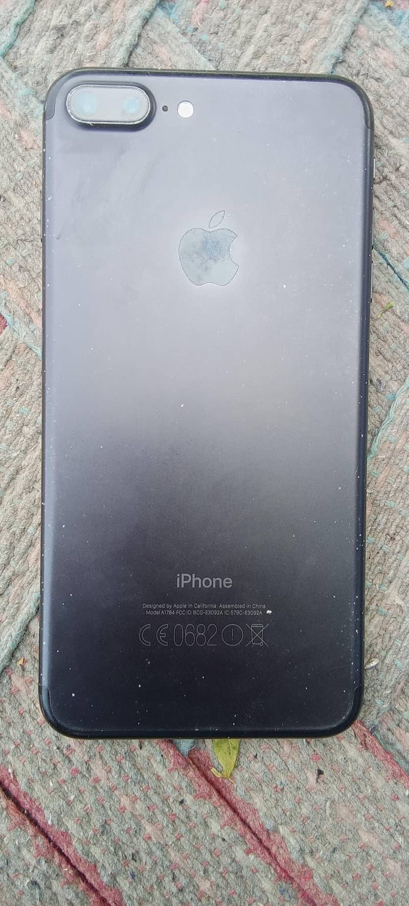 Apple iPhone 7 Plus 2