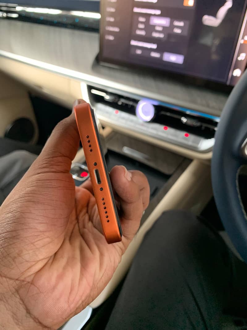 Apple iPhone 17 Pro Max 5