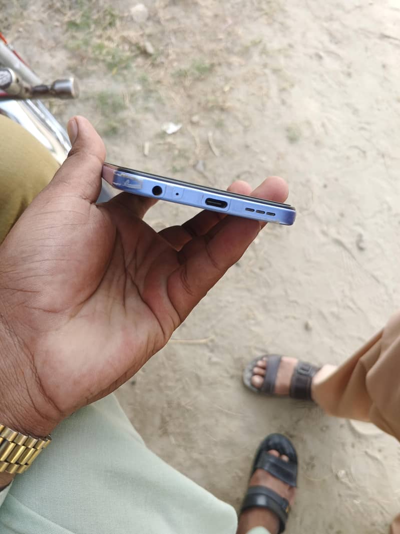 Tecno Spark 40 1