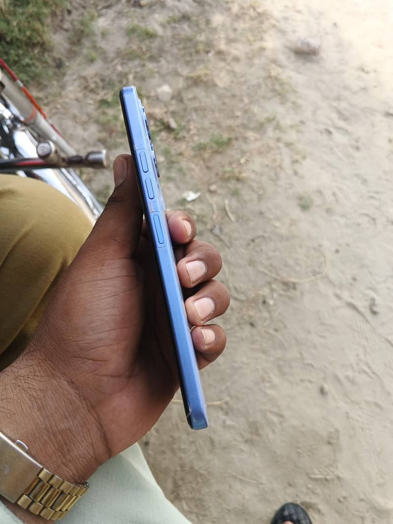 Tecno Spark 40 2
