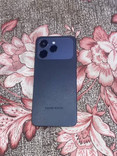 Tecno spark 40 128 GB box in