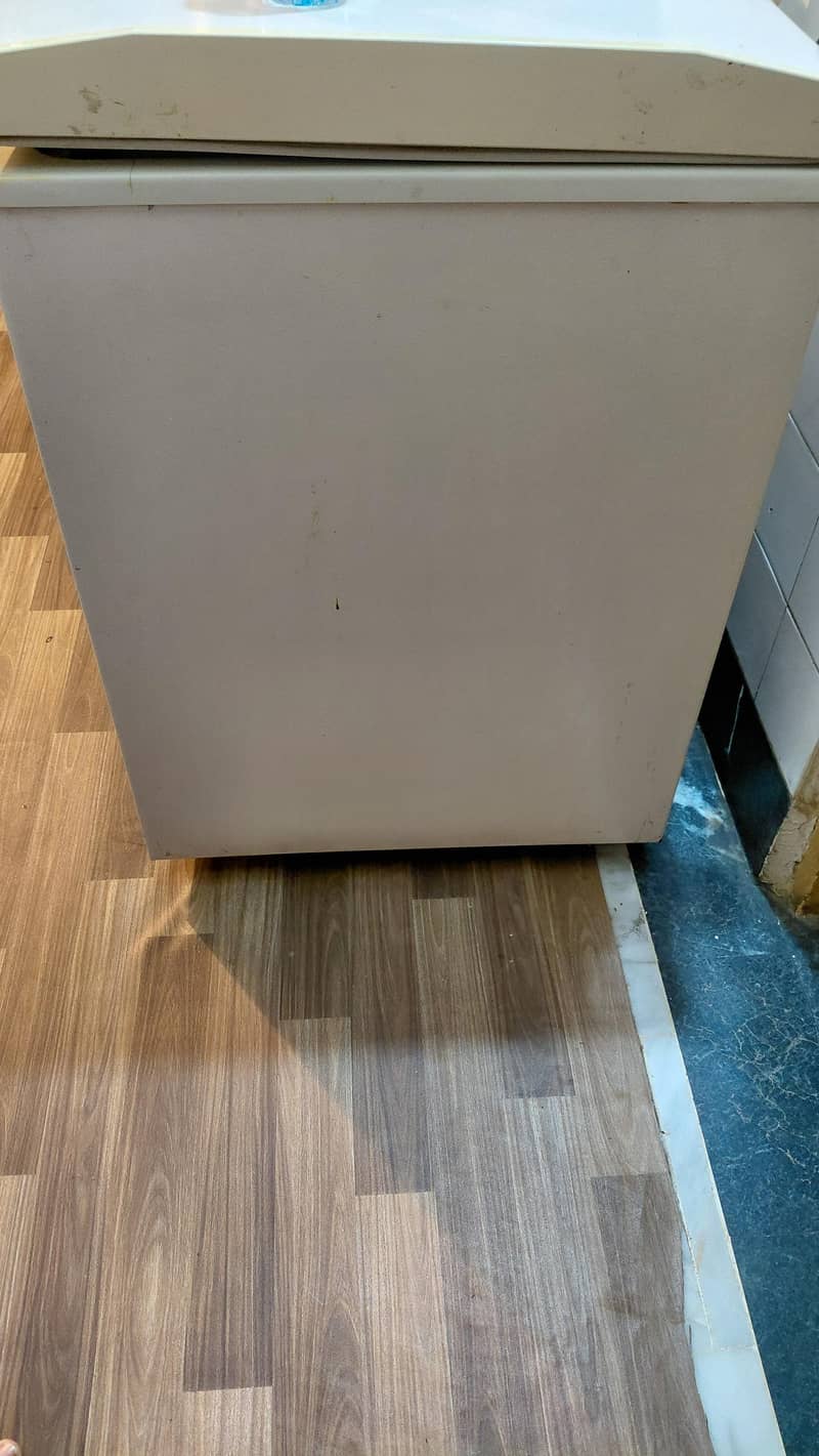 waves deep freezer 7