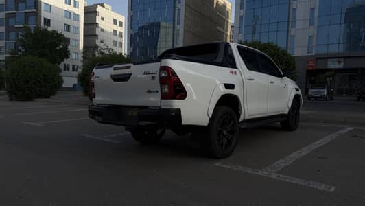 Toyota Hilux 2023