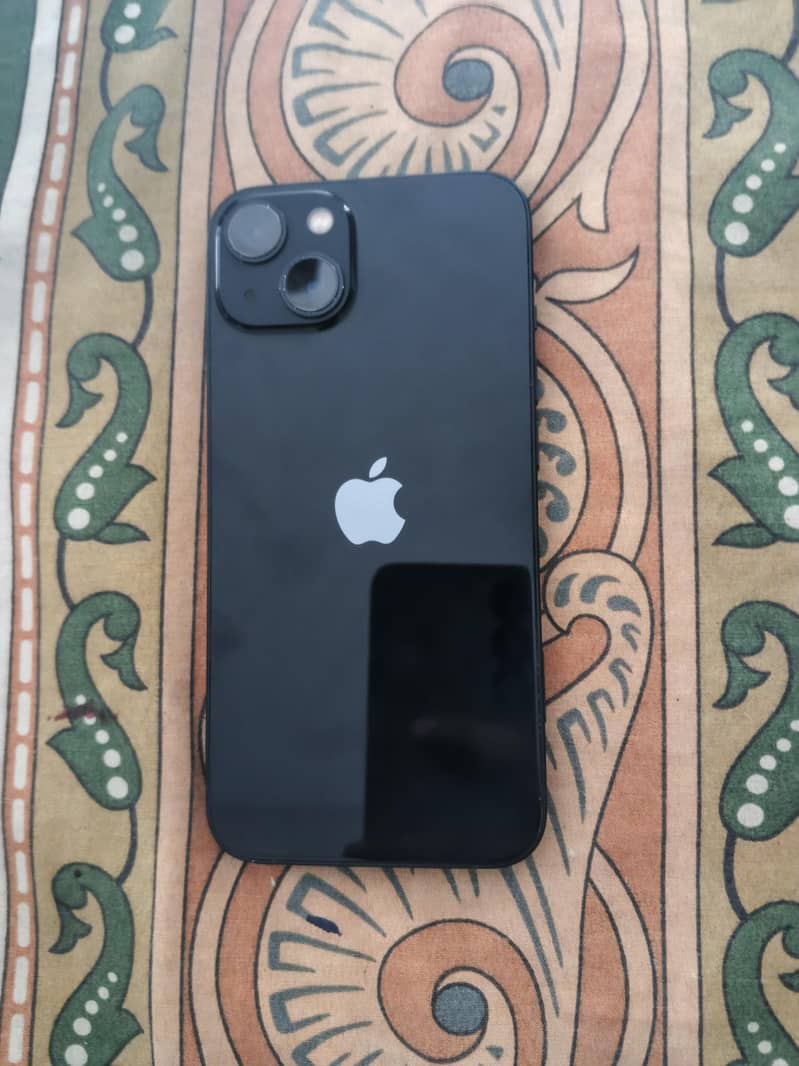 Apple iPhone 13 0