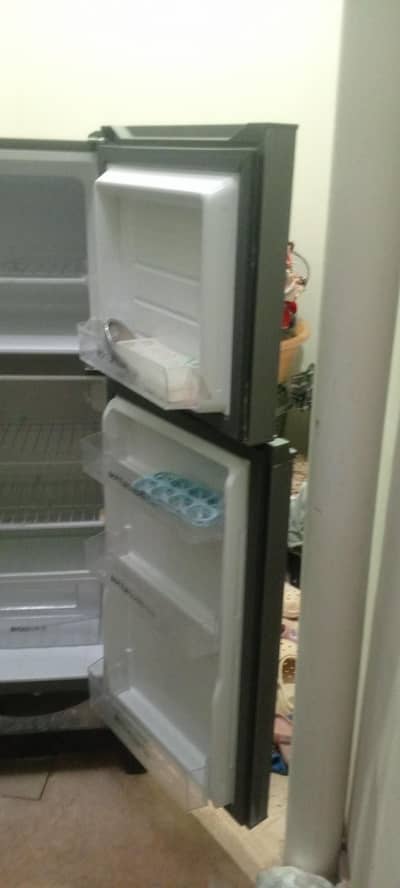 Haier fridge model 186