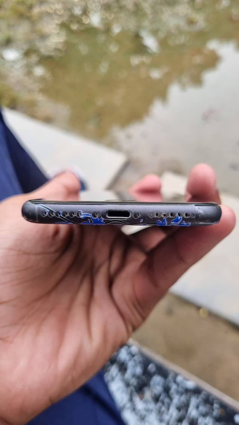 Apple iPhone 8 2