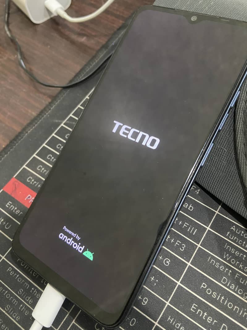 Tecno Spark Go 4/65 3