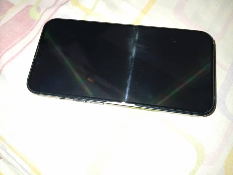 Apple iPhone 13 1