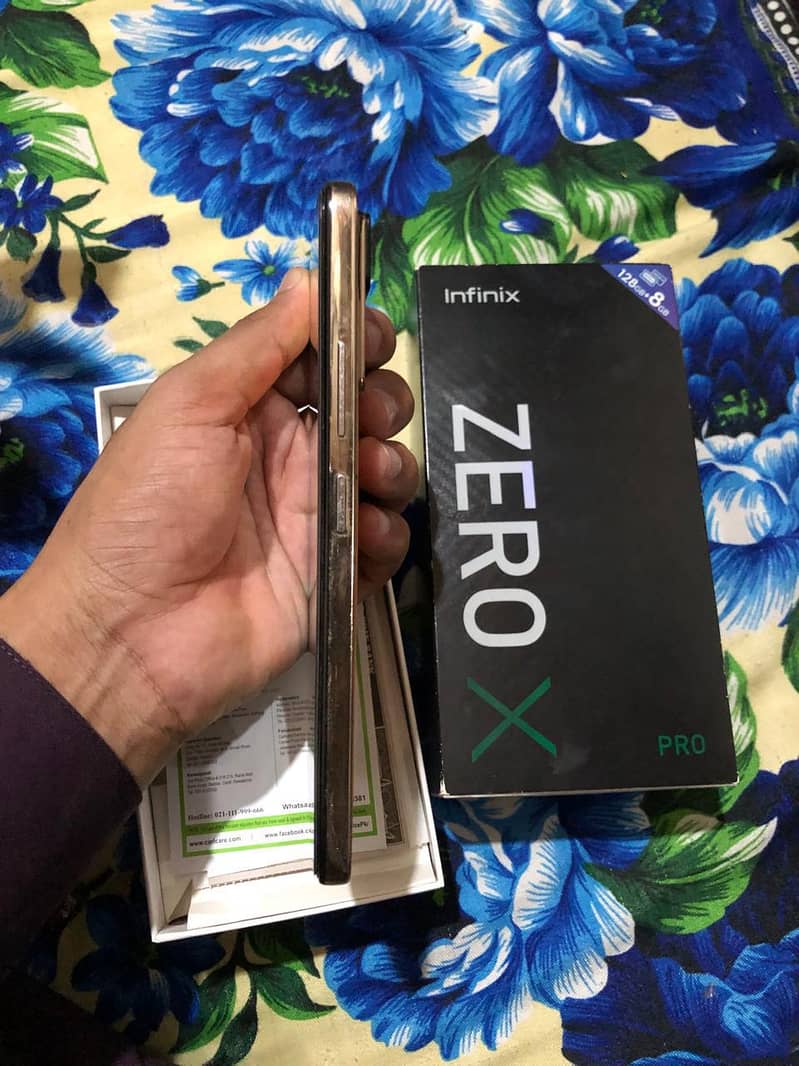 Infinix Zero X Pro 1