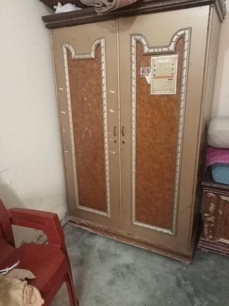 wardrobe 3
