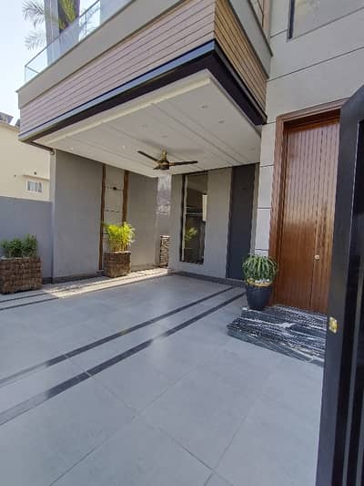 10 Marla Brand New House For Sale In Royal Orchard Multan