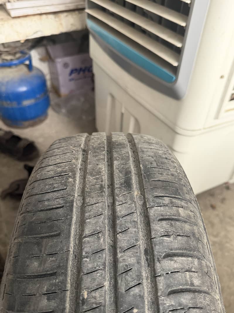 Used Tyre 6