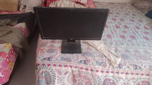 HP lcd usd ok 30 inch