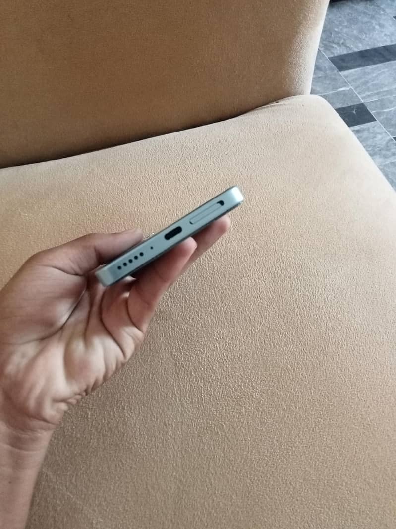 Xiaomi Redmi Note 13 4