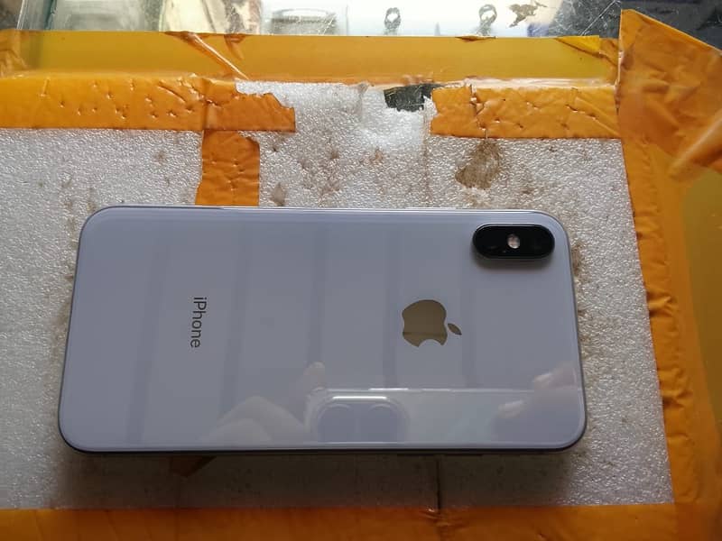 Apple iPhone X 1
