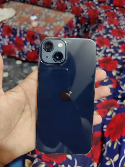 Apple iPhone 13
