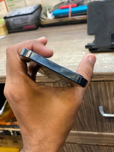 Apple iPhone 12 Pro
