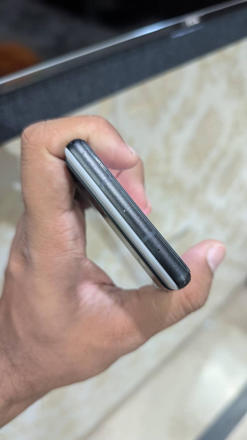 Google Pixel 6a 1