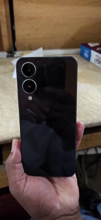 Vivo Y17s