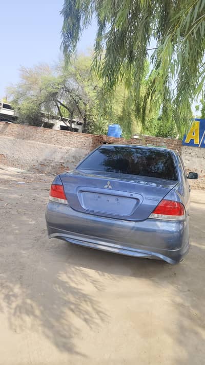 Mitsubishi Lancer 2005