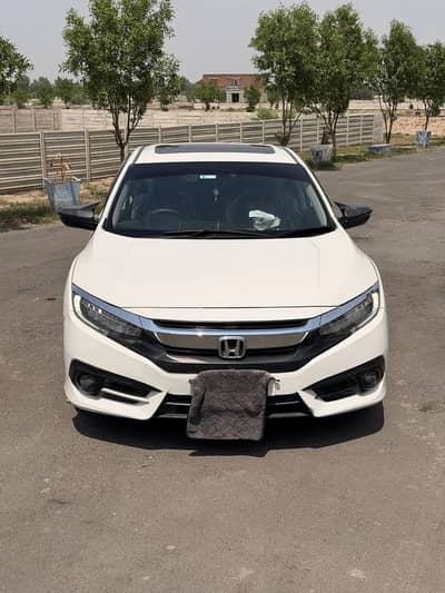 Honda Civic Oriel 1.8 i-VTEC CVT 2016