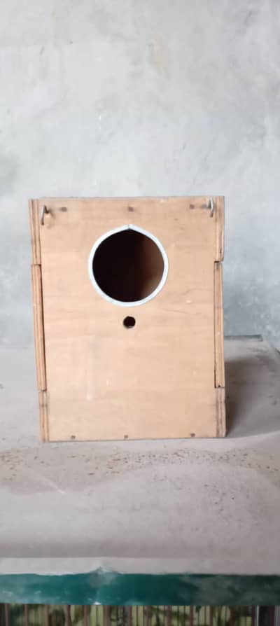 6 Portion wooden cage - 10 Breeding Boxes