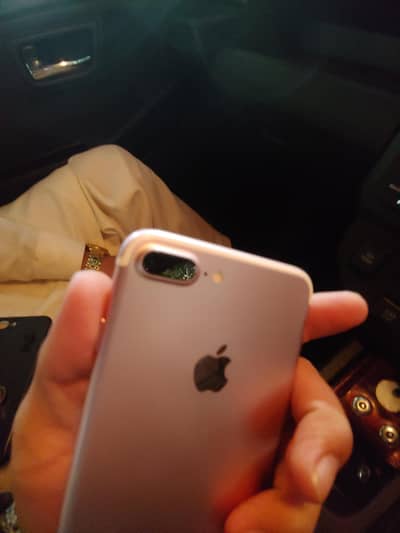 Apple iPhone 7 Plus 128gb WhatsApp number03496905634