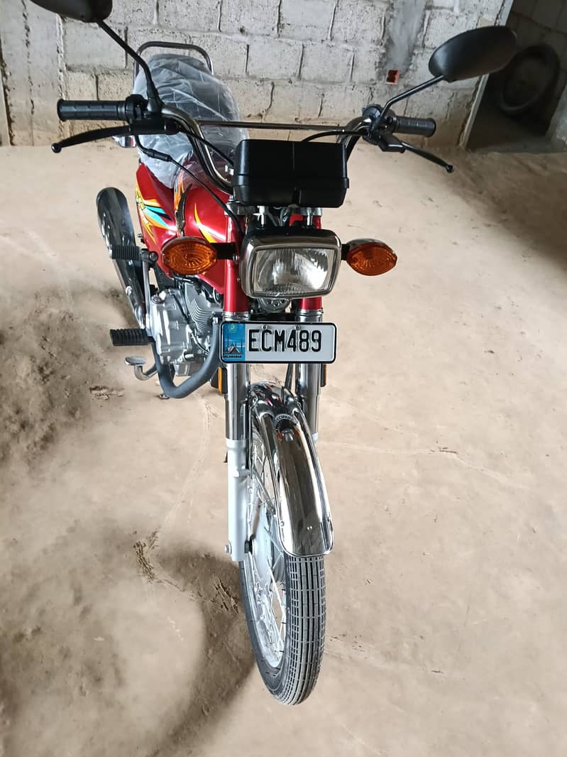 ہونڈا CG 125 ٹوٹل جینون - اسلام آباد نمبر - انتہائی کم چلی ہوئی 2