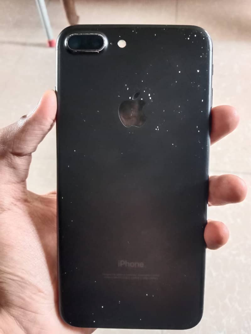 Apple iPhone 7 Plus 2