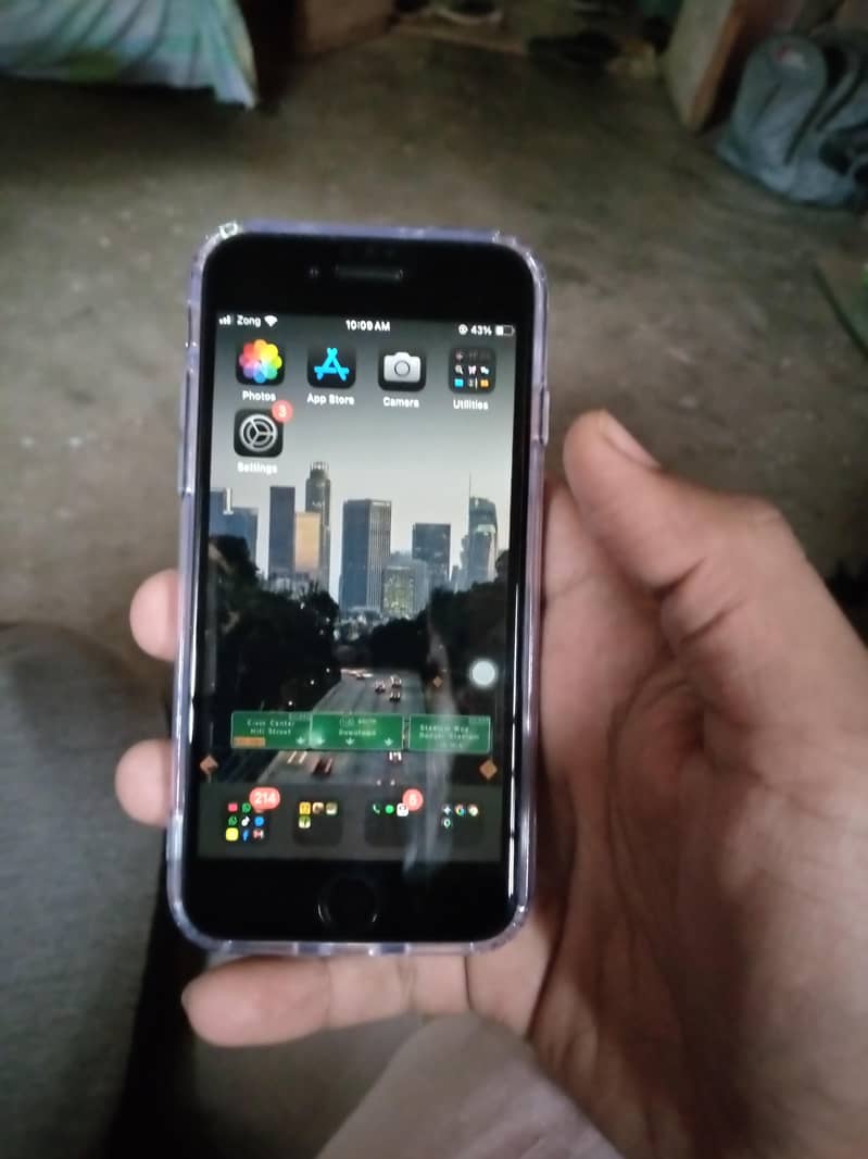 Apple iPhone SE 0