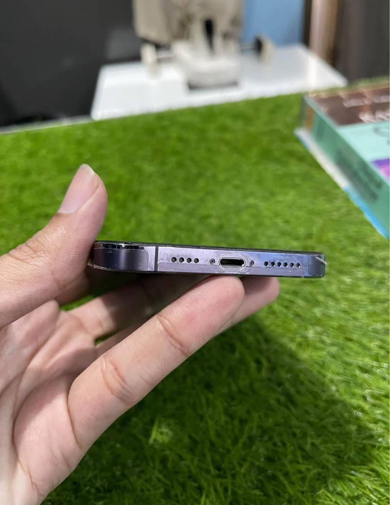 iPhone 14 Pro Max 1