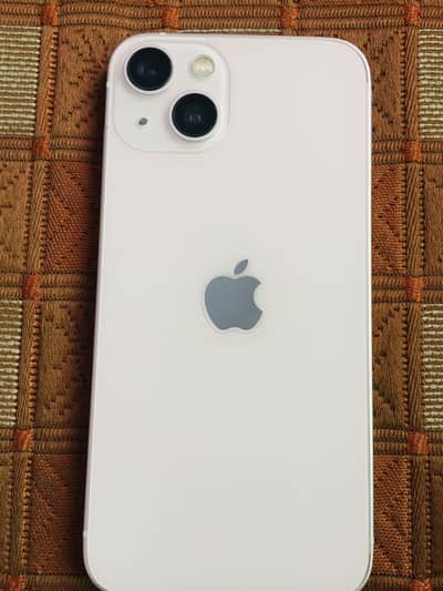 Apple iPhone 13