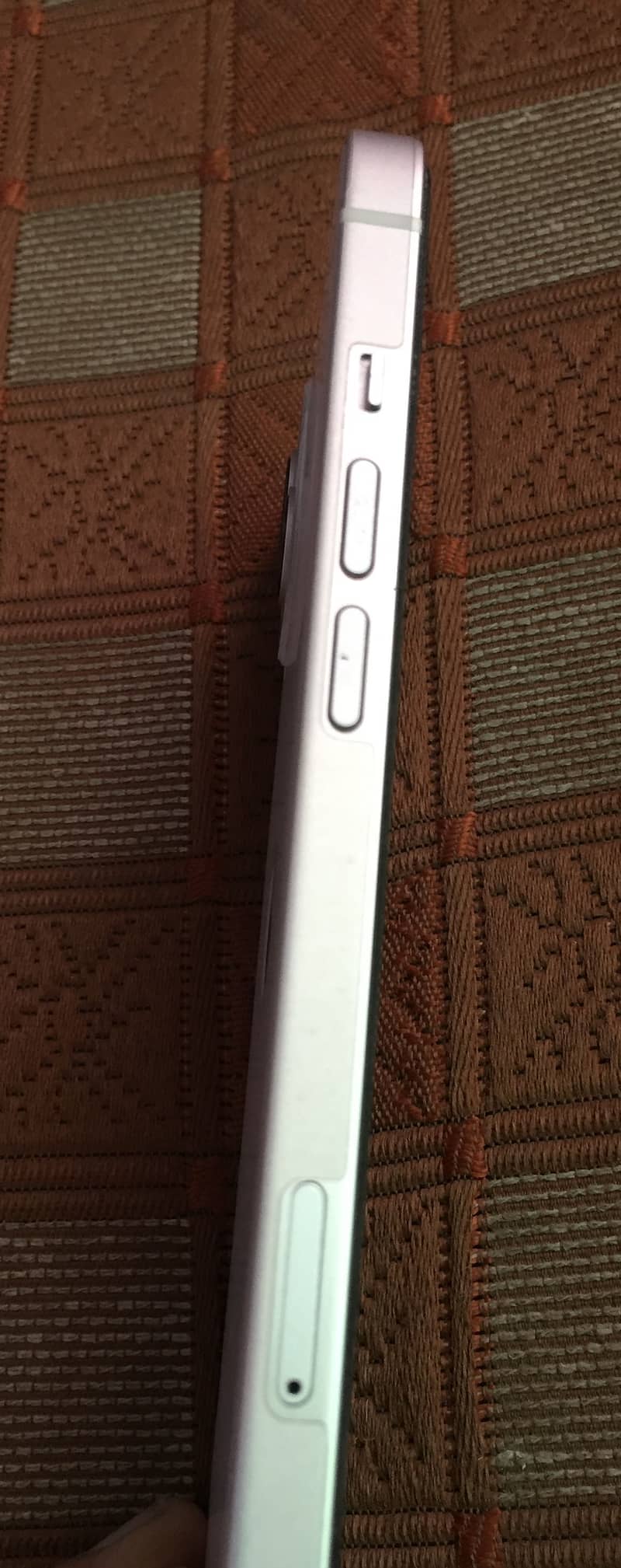 Apple iPhone 13 1