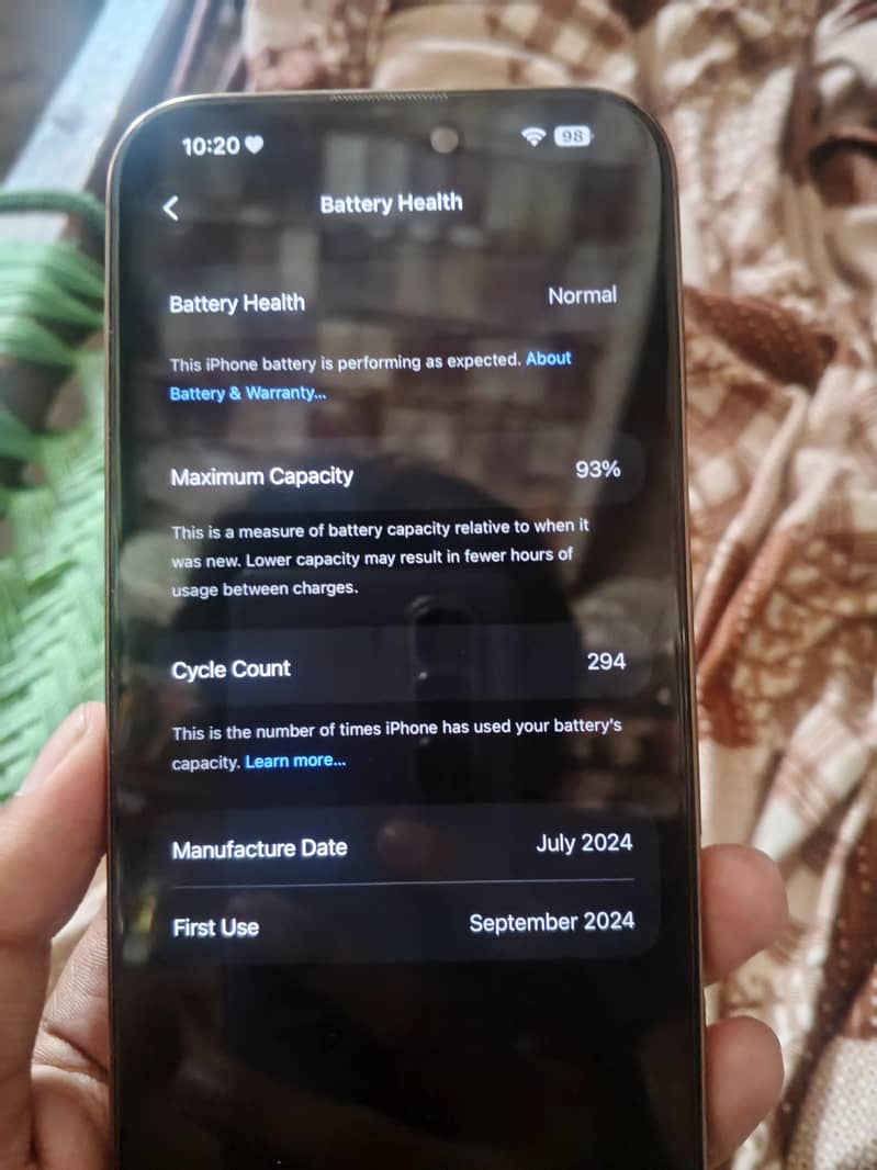 Apple iPhone 16 Pro Max 4