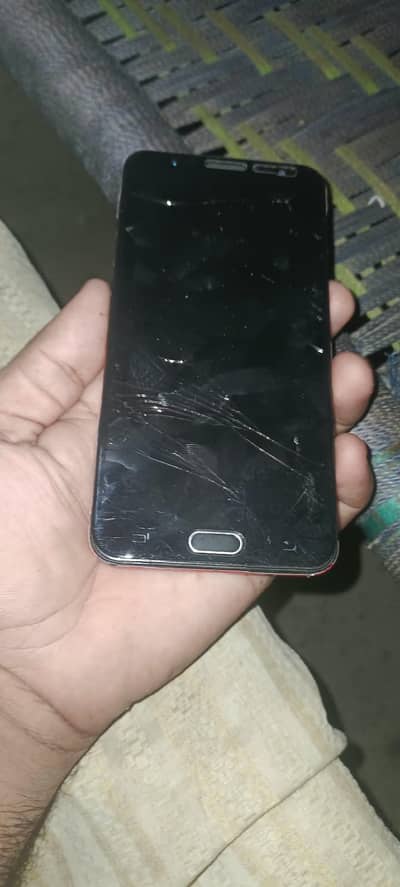 03040960102 Whatsapp